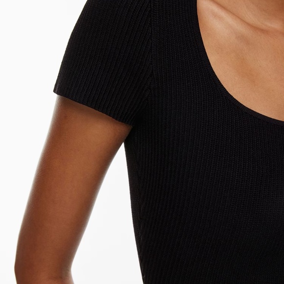 Aritzia Sculpt Knit Squareneck Top – Black (XS) - Picture 9 of 11